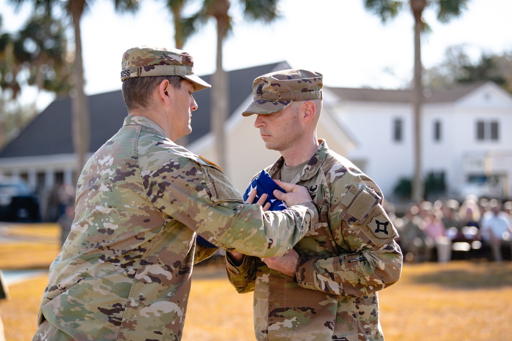 National Guard Soldiers participate in retirement ceremony traditions