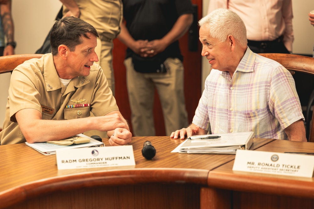 Guam Leaders Meet with Military Officials to Strengthen Civil-Military Collaboration