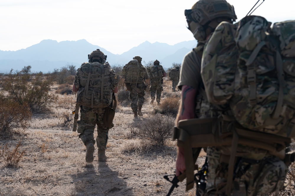 Mission Sustainment Team Airmen train desert land navigation