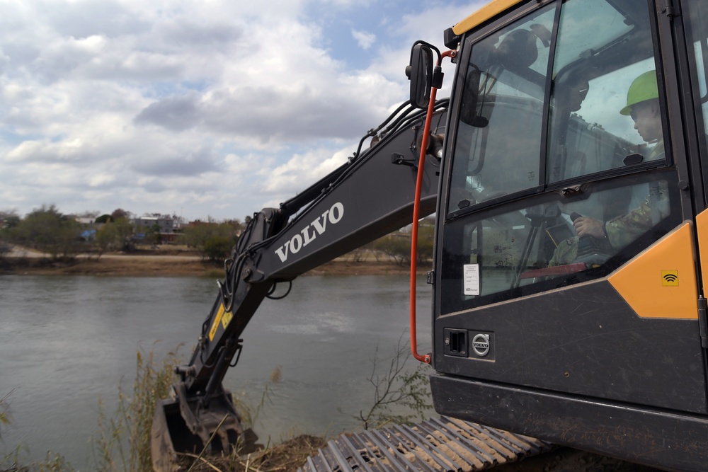 Texas Army National Guard takes part in southern border operations