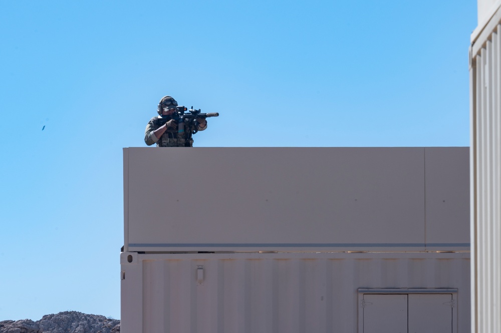 EW 25.1 urban tactics training