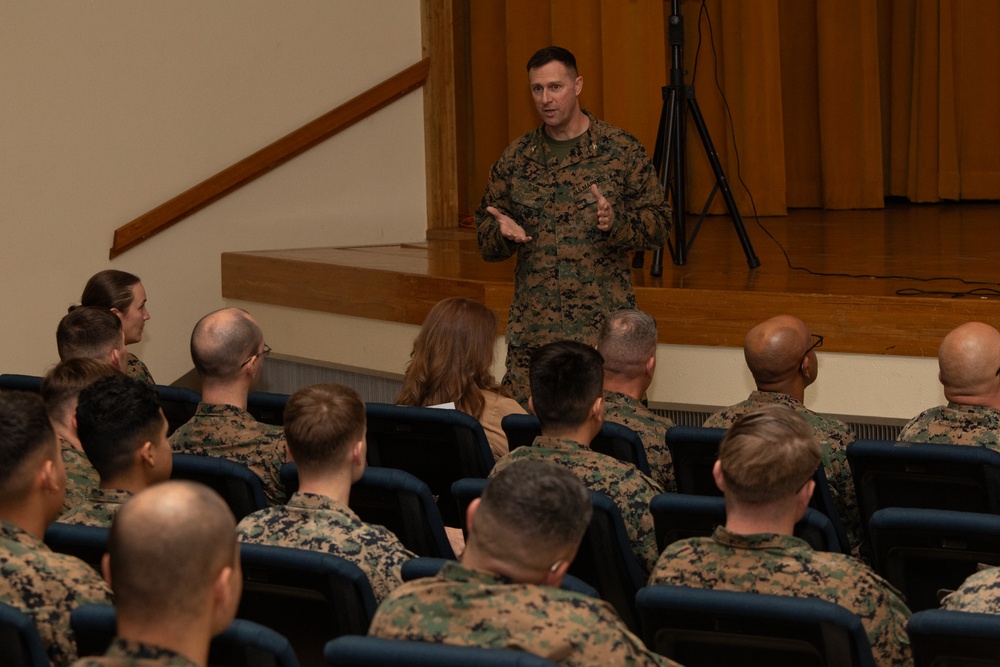 3rd MLG Holds Pre-Deployment Brief for Upcoming KMEP Exercise