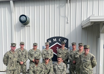 NMCB-3 Commanding Officer Visit Diego Garcia