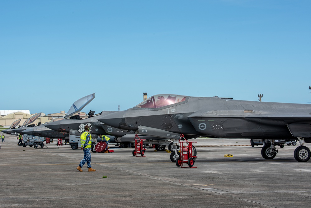 RAAF aircraft lands at Andersen AFB for CN25