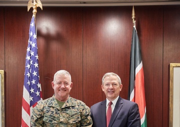 MARFOREUR/AF Commander Visits U.S. Embassy in Nairobi