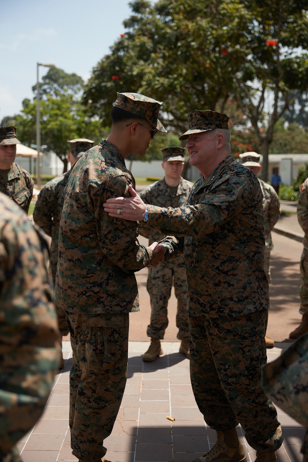 MARFOREUR/AF Commander Visits U.S. Embassy in Nairobi