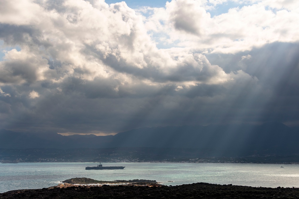 Team Souda welcomes USS Harry S. Truman (CVN 75)