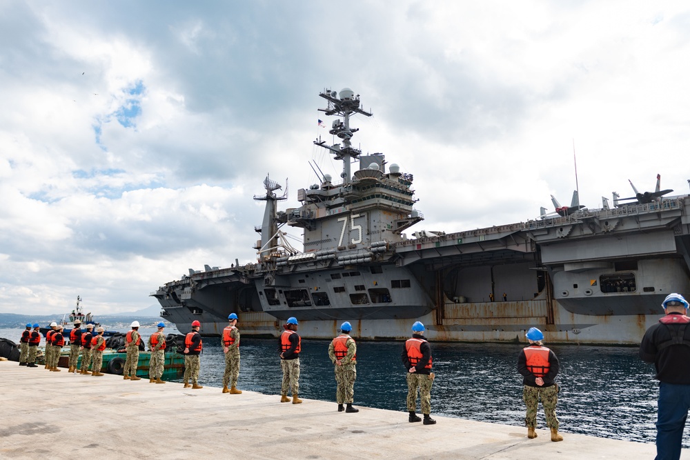 Team Souda welcomes USS Harry S. Truman (CVN 75)