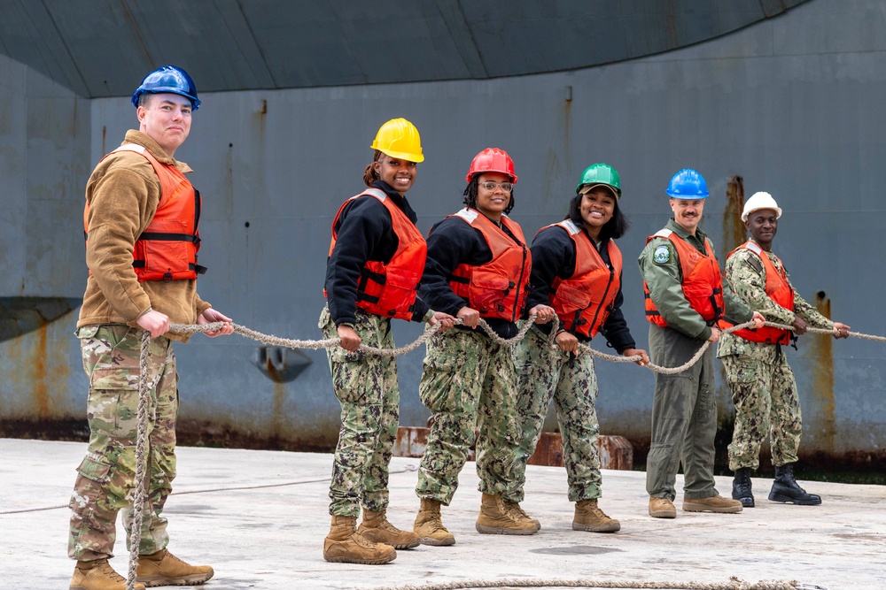 Team Souda welcomes USS Harry S. Truman (CVN 75)