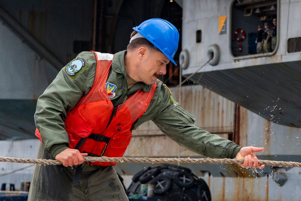 Team Souda welcomes USS Harry S. Truman (CVN 75)