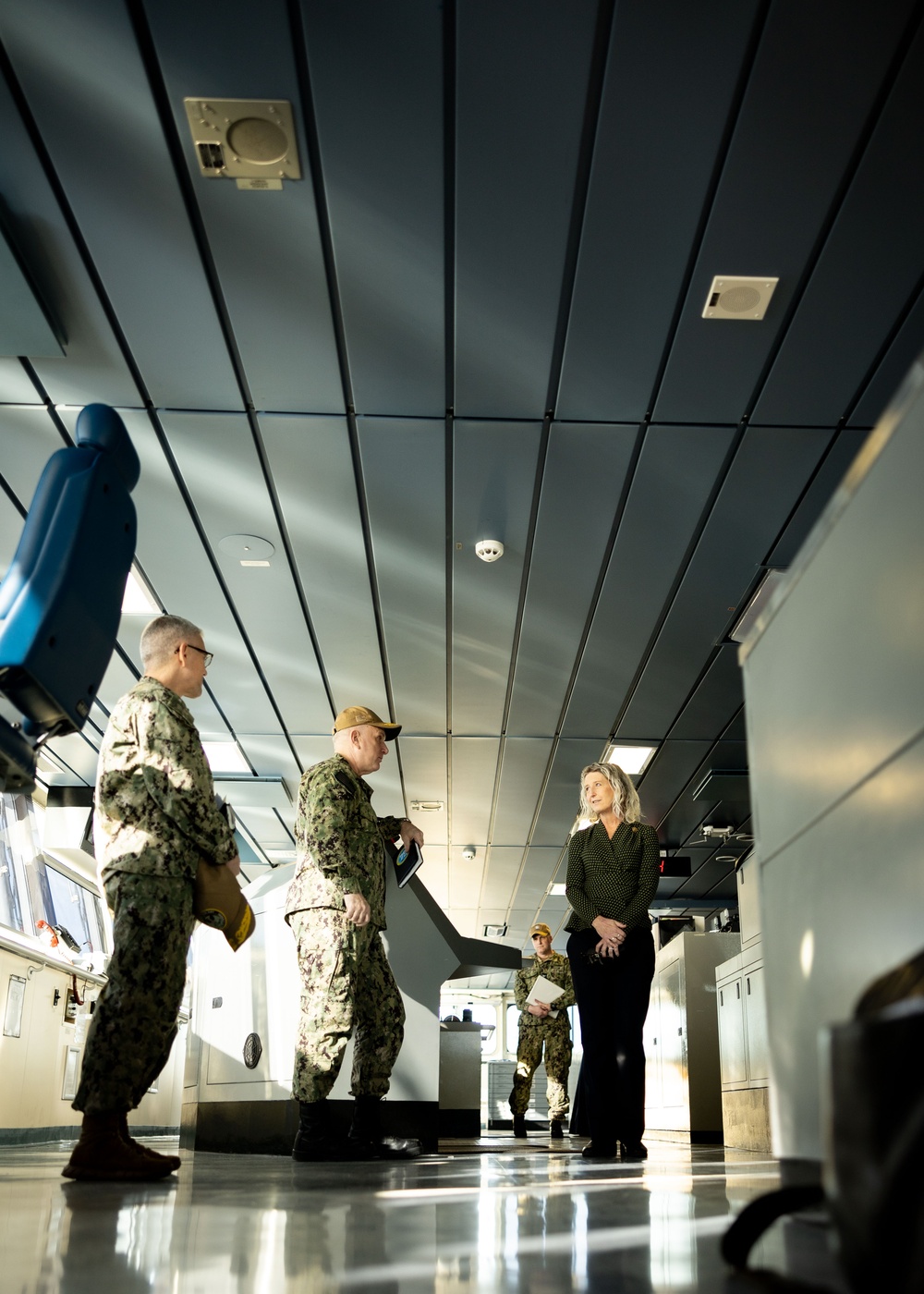 Jen Kiggans Tours USNS Medgar Evers (T-AKE 13)