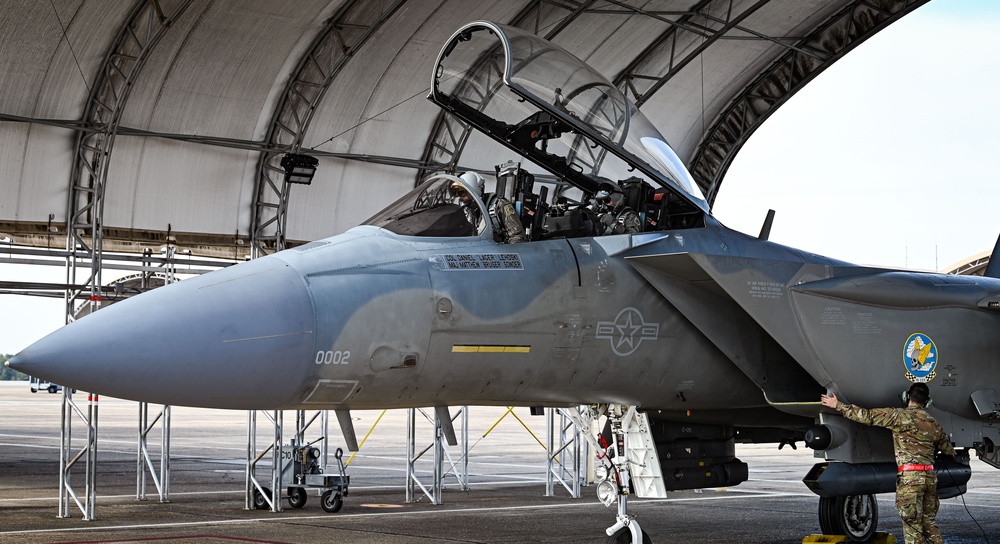 Command deputy visits F-15EX program, informs future decisions