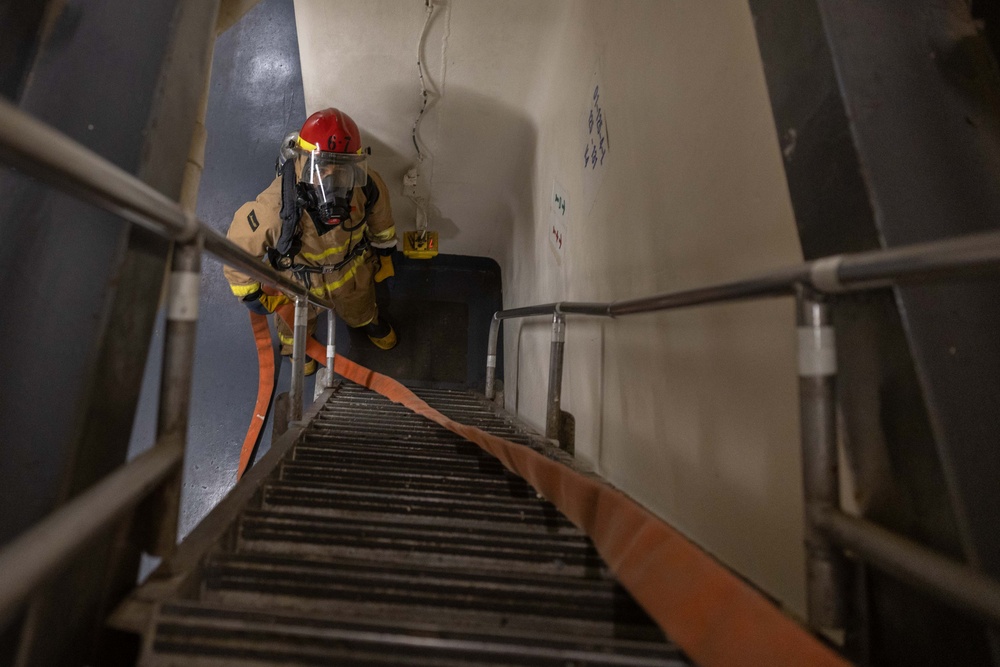 USS Wasp Conducts Damage Control Drill