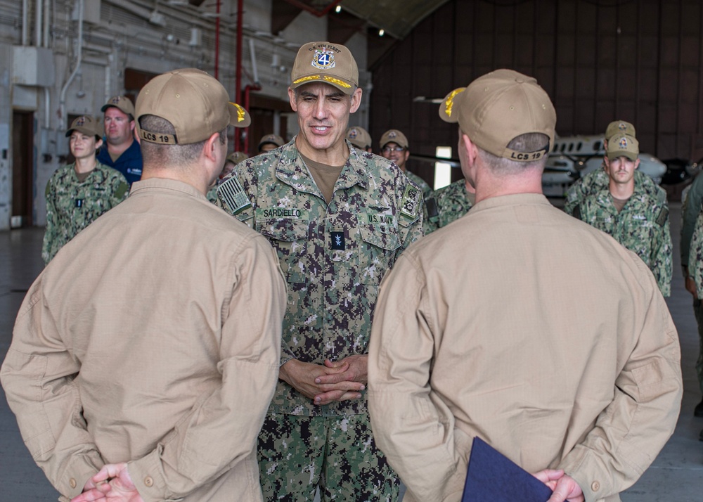 U.S. Naval Forces Southern Command/U.S. 4th Fleet Commander visits USS St. Louis and Naval Station Guantanamo Bay Sailors