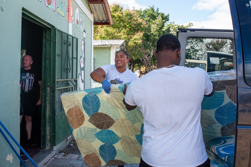 JTF-Bravo builds relations while building beds