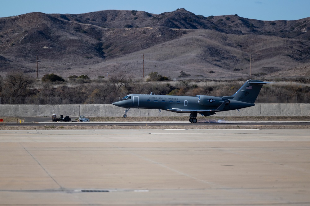 French Army Chief of Staff Visits I MEF