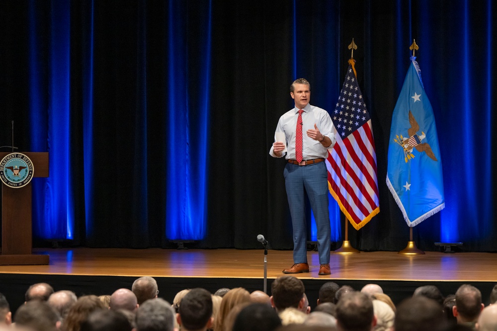 SD Pete Hegseth Hosts DoD Town Hall