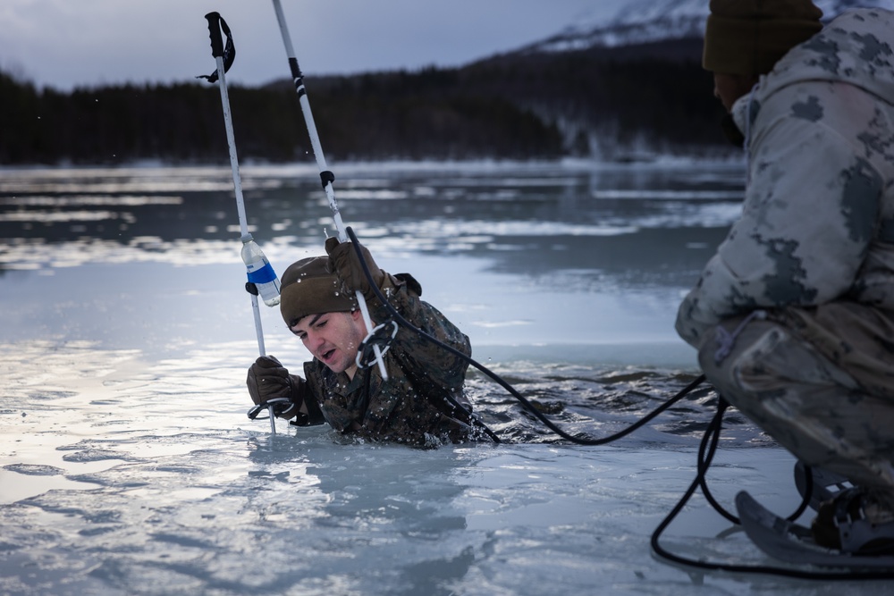 Exercise Joint Viking 25: Ice Breaker