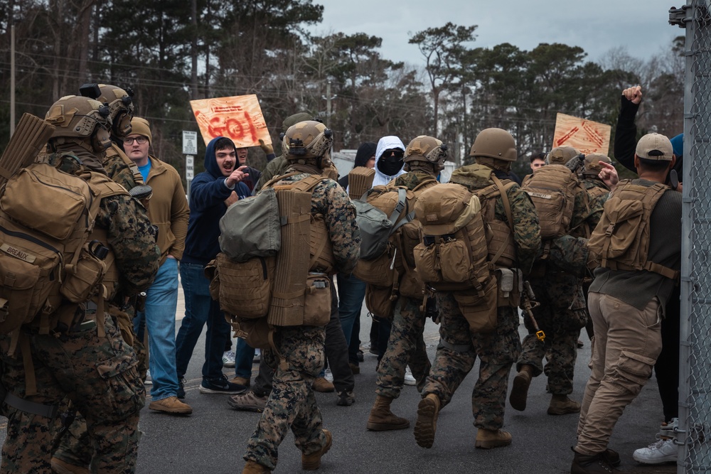 26th MEU | V 2/2 conducts Embassy Reinforcement Training