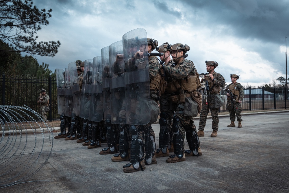 26th MEU | V 2/2 conducts Embassy Reinforcement Training