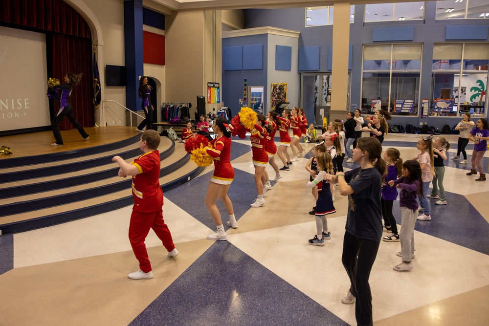 NFL Athletes Visit Quantico