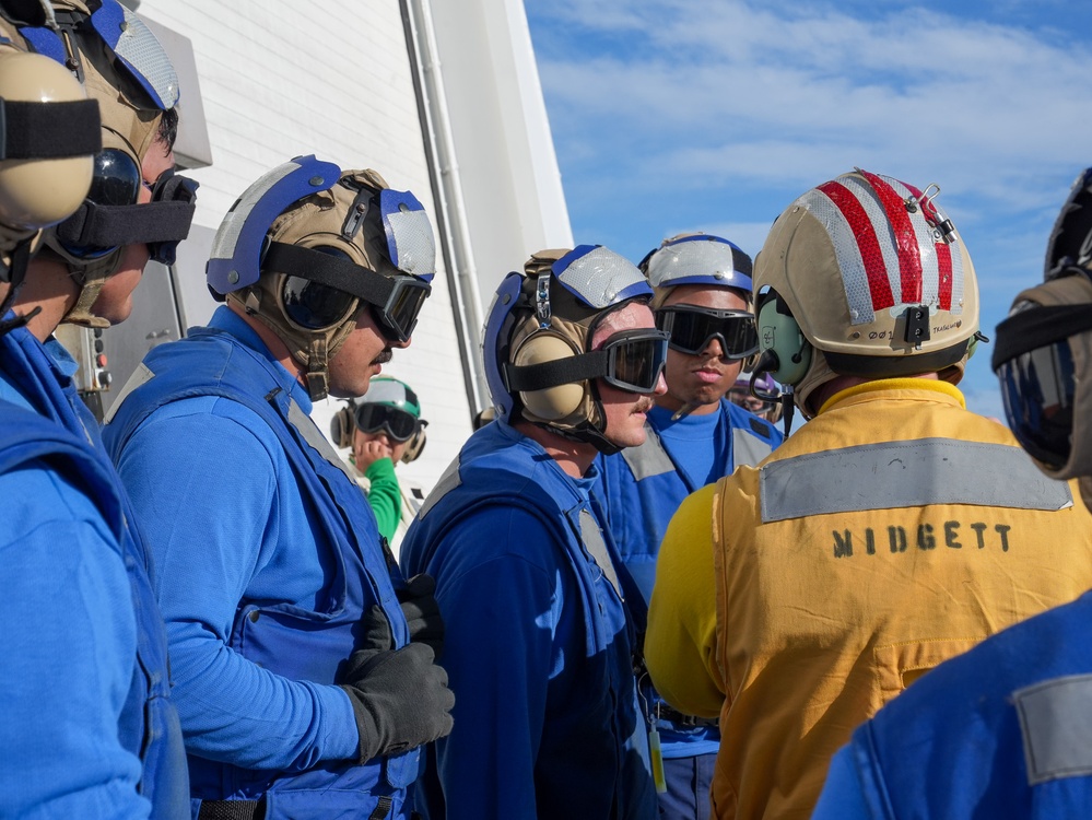 Coast Guard Cutter Midgett conducts helicopter operations