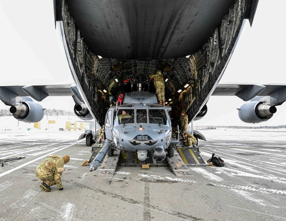 Rescue of 2 plane crash victims in Yukon Territory kicks off 176th Wing’s busy rescue week