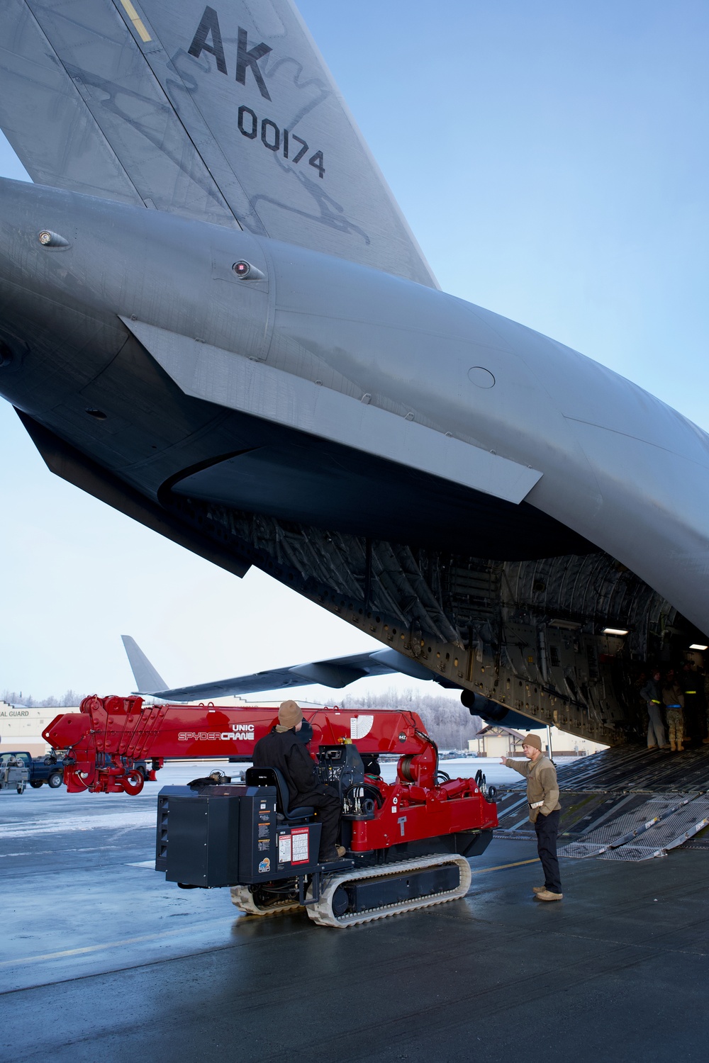 Rescue of 2 plane crash victims in Yukon Territory kicks off 176th Wing’s busy rescue week