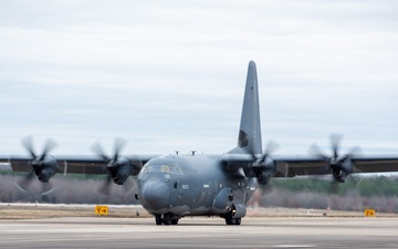 189th Airlift Wing Takes Its First Flight In C-130J