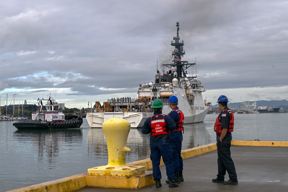 Coast Guard national security cutter returns to California from 130-day Bering Sea patrol