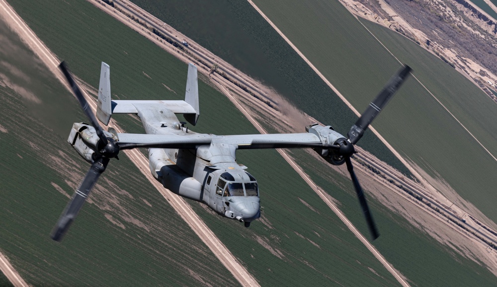 Marines with VMM-161 Conduct Day and Night Training