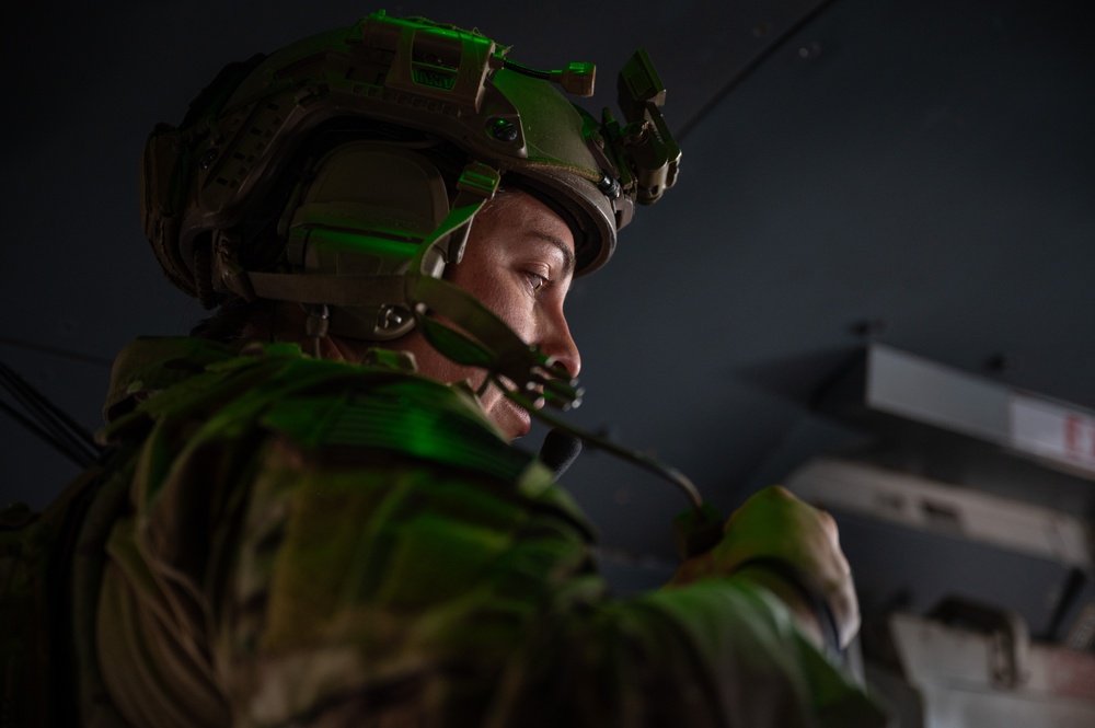 U.S. Air Force and Italian Air Commandos conduct medical training on a C-146A Wolfhound during Emerald Warrior 25.1