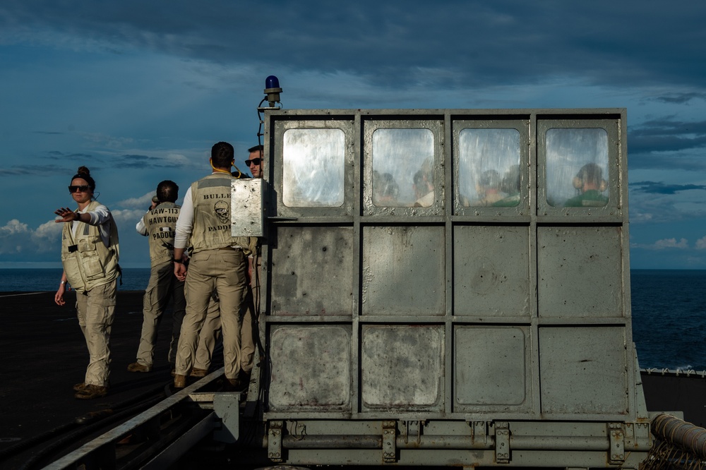 USS Carl Vinson (CVN 70) Conducts Routine Flight Operations in the Sibutu Passage