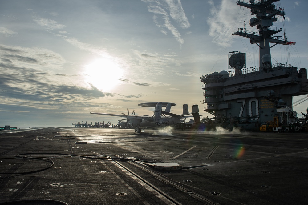 USS Carl Vinson (CVN 70) Conducts Routine Operations in the Sibutu Passage