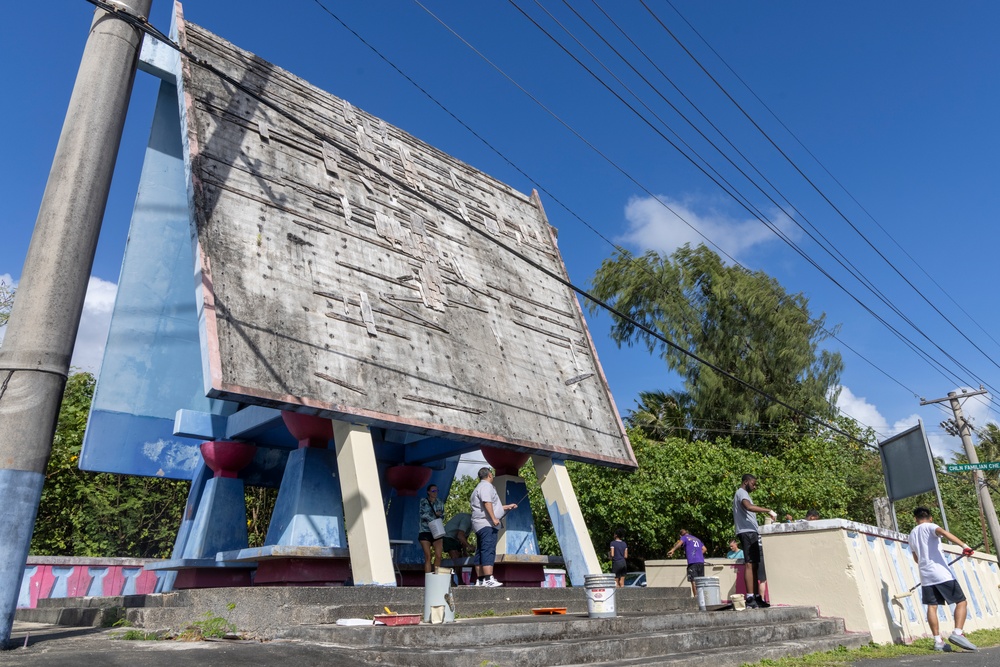 Marines, Sailors paint to revitalize Guam