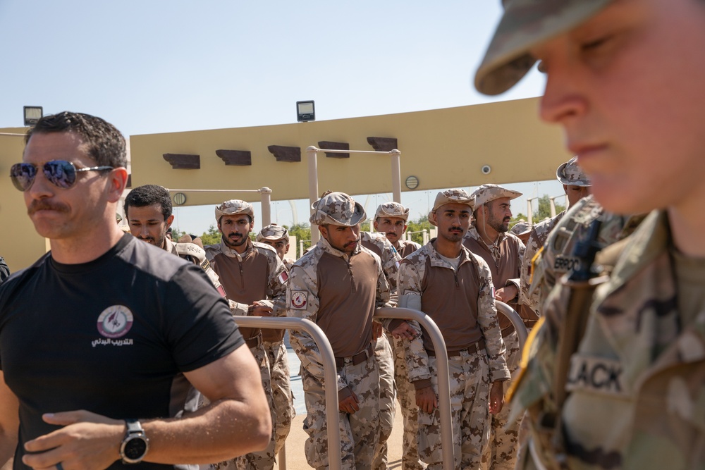 West Virginia, District of Columbia National Guard Members, and Qatar National Service Academy cadets complete mystery event during the 2025 Best Warrior Competition