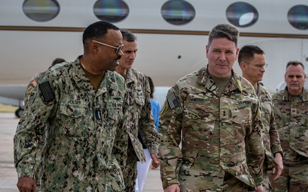 Admiral Alvin Holsey visits illegal aliens holding operations center at Naval Station Guantanamo Bay