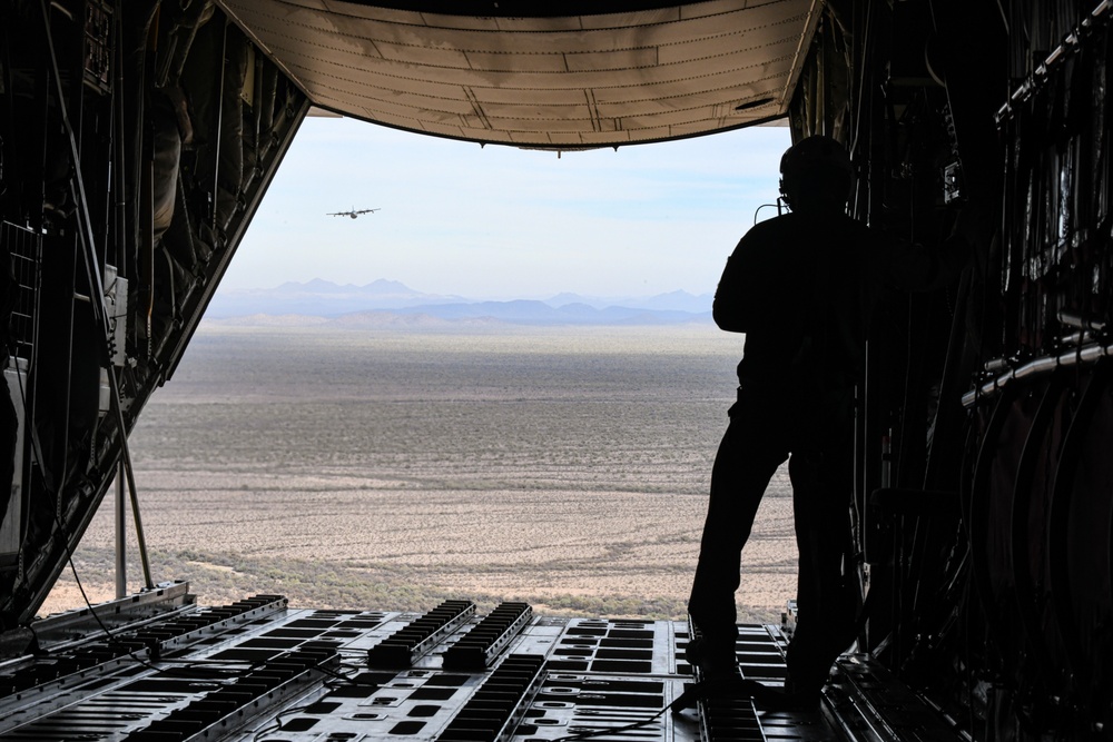 Marine KC-130Js hold formation flight training in Arizona