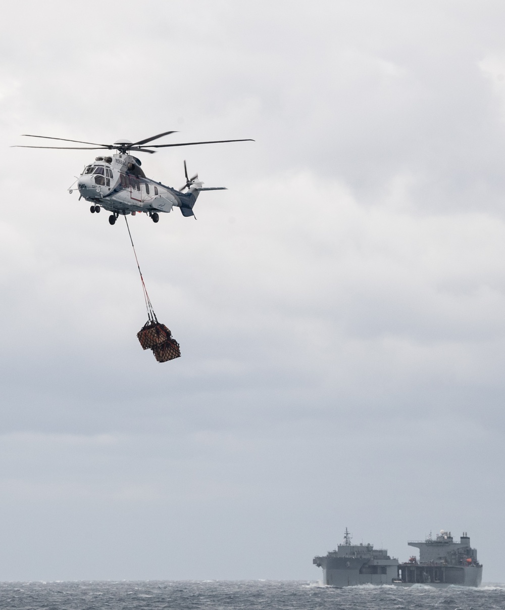 USS America (LHA 6) Conducts RAS with USNS Charles Drew (T-AKE 10)