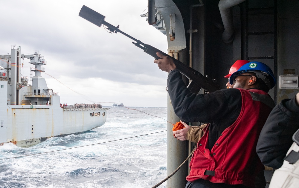 USS America (LHA 6) Conducts RAS with USNS Charles Drew (T-AKE 10)