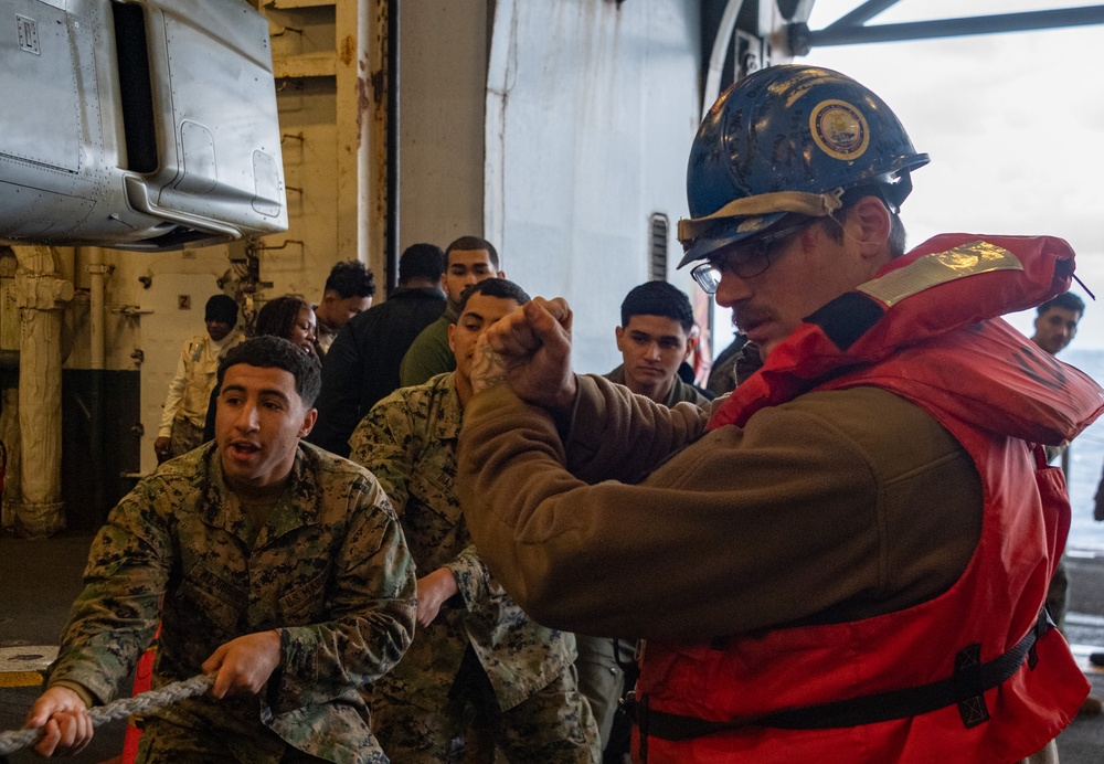 USS America (LHA 6) Conducts RAS with USNS Charles Drew (T-AKE 10)