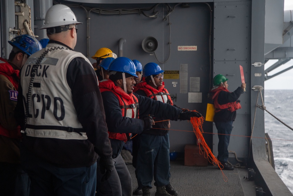 USS America (LHA 6) Conducts RAS with USNS Charles Drew (T-AKE 10)