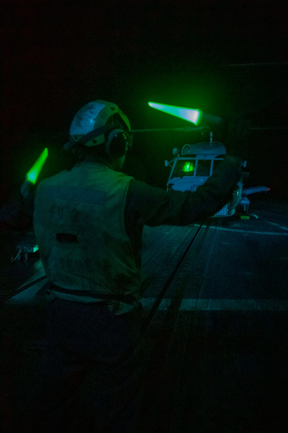 USS Sterett conducts routine operations as part of the Carl Vinson Carrier Strike Group