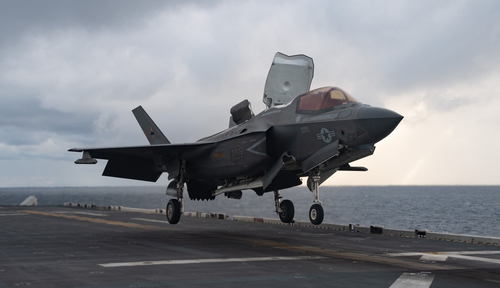 Flight Operations aboard USS America (LHA 6)