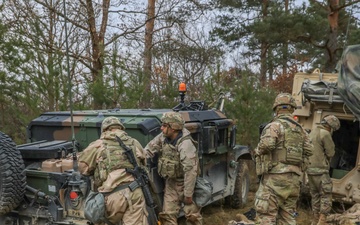 Soldiers from 41st FAB respond to simulated mass casualties during brigade evaluation exercise