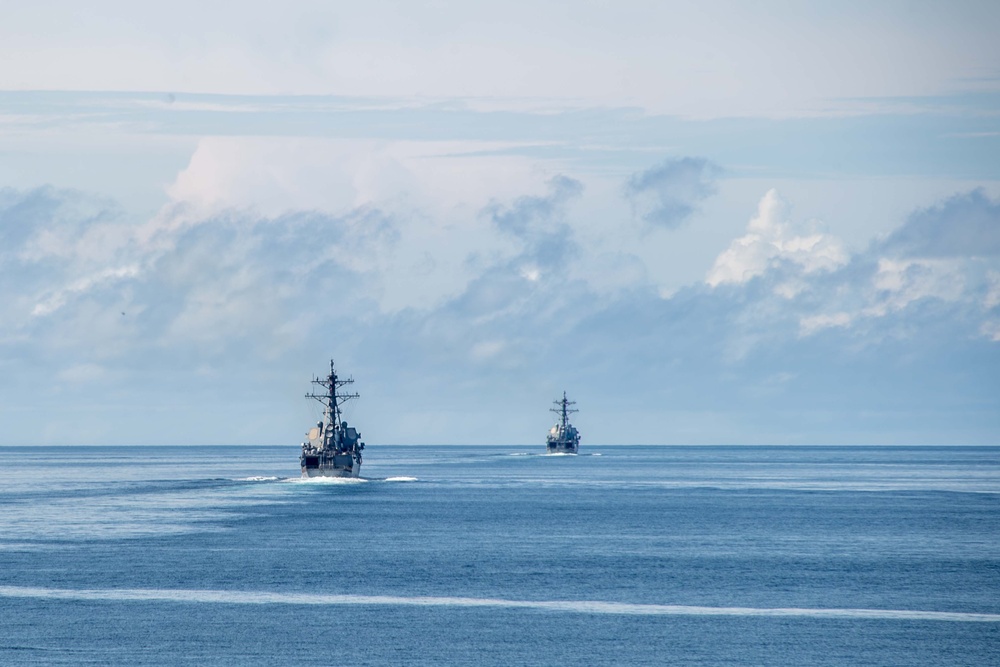 USS Carl Vinson (CVN 70) Transits the Sibutu Passage