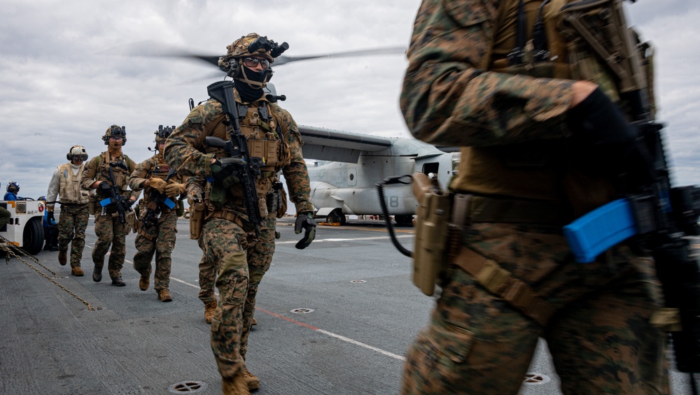 Flight Operations aboard USS America (LHA 6)