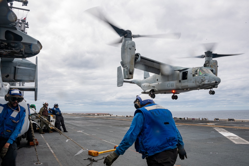 Flight Operations aboard USS America (LHA 6)