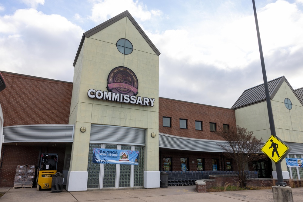 New Pilot Program Expands Commissary Benefits to DoD Civilian Employees