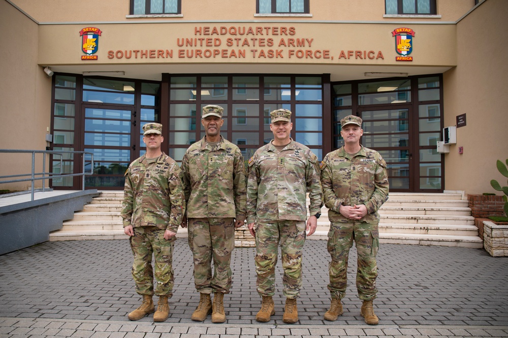Lt. Gen Joseph Ryan visits Vicenza, Italy
